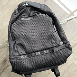 Lululemon backpack